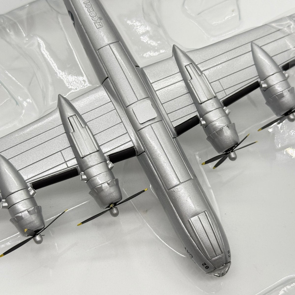 Corgi 48901 1:144 Boeing B-29 Superfortress Enola Gay 44-86292 Paul Tibbets Tinian 1945 - Corgi