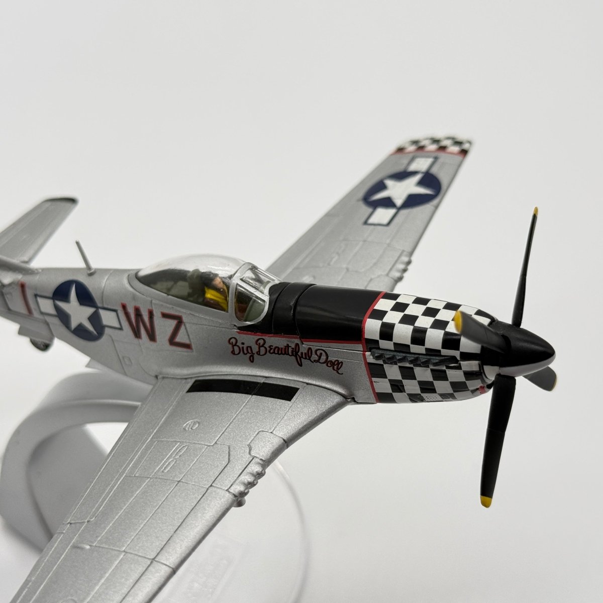 Corgi 49301 1:72 North American P-51D Mustang USAAF 84th FS WZ-I Big Beautiful Doll John Landers RAF Duxford 1945 - Corgi