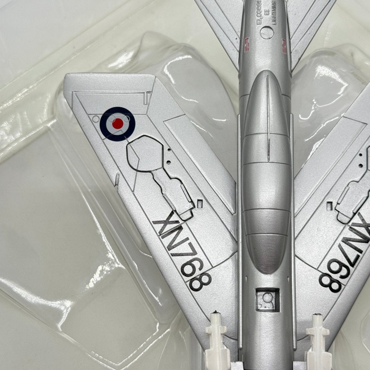 Corgi 49402 1:72 English Electric Lightning F.2 XN768 S RAF No.92 Sqn Aerobatic Display Team Farnborough 1964 - Corgi