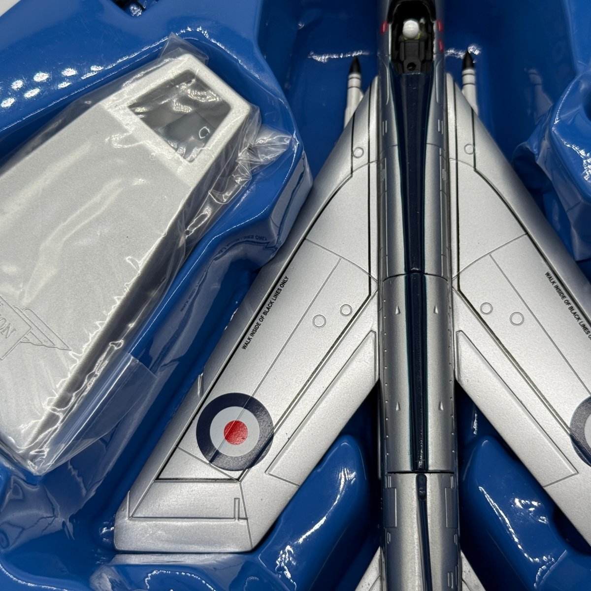 Corgi 49402 1:72 English Electric Lightning F.2 XN768 S RAF No.92 Sqn Aerobatic Display Team Farnborough 1964 - Corgi