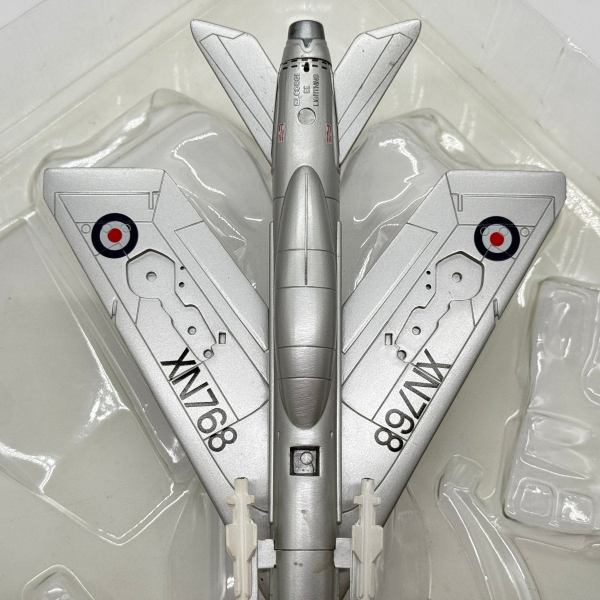 Corgi 49402 1:72 English Electric Lightning F.2 XN768 S RAF No.92 Sqn Aerobatic Display Team Farnborough 1964 *ISSUES* - Corgi