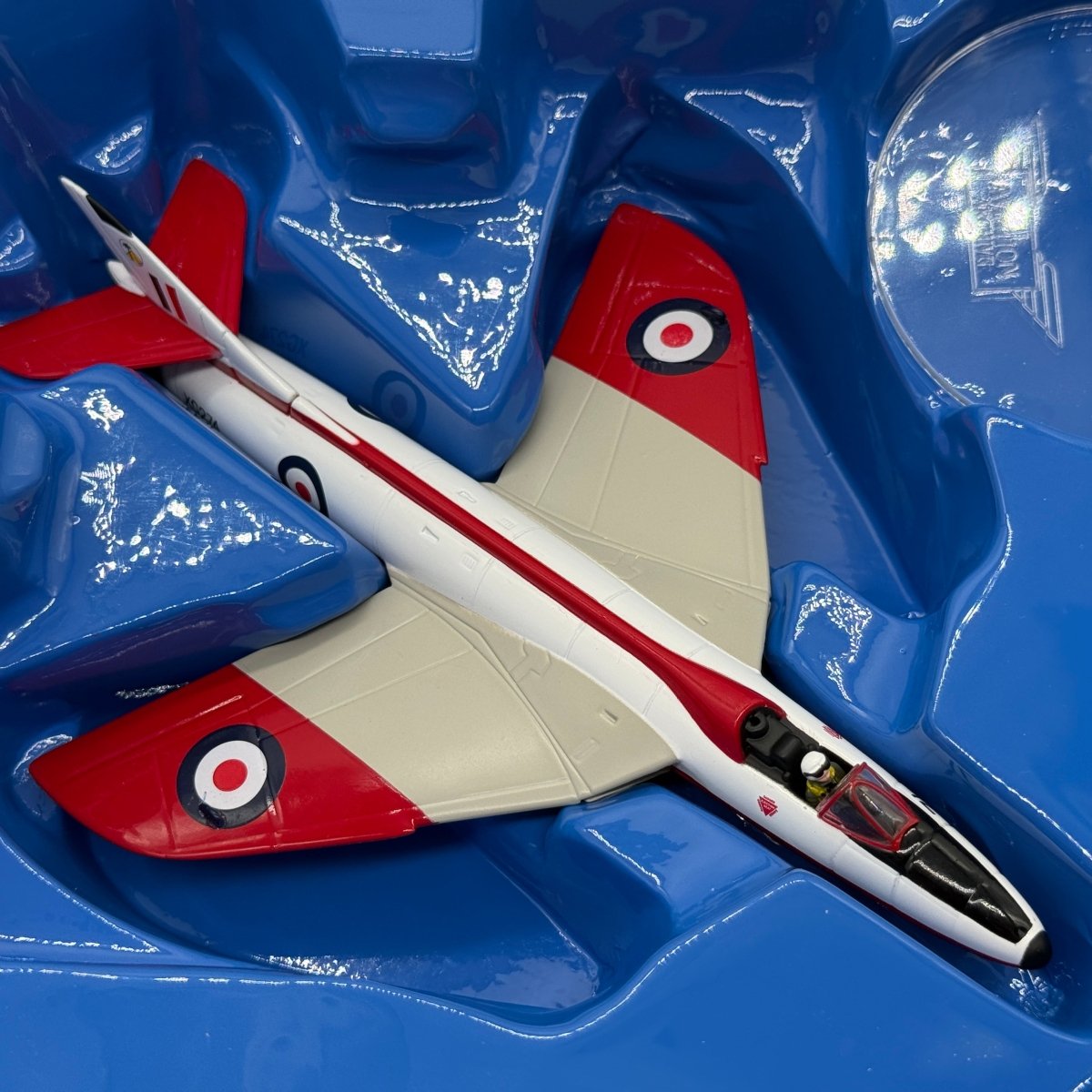 Corgi 49803 1:72 Hawker Hunter F.Mk 6 XG274 No.4 FTS RAF Valley *Issues* - Corgi