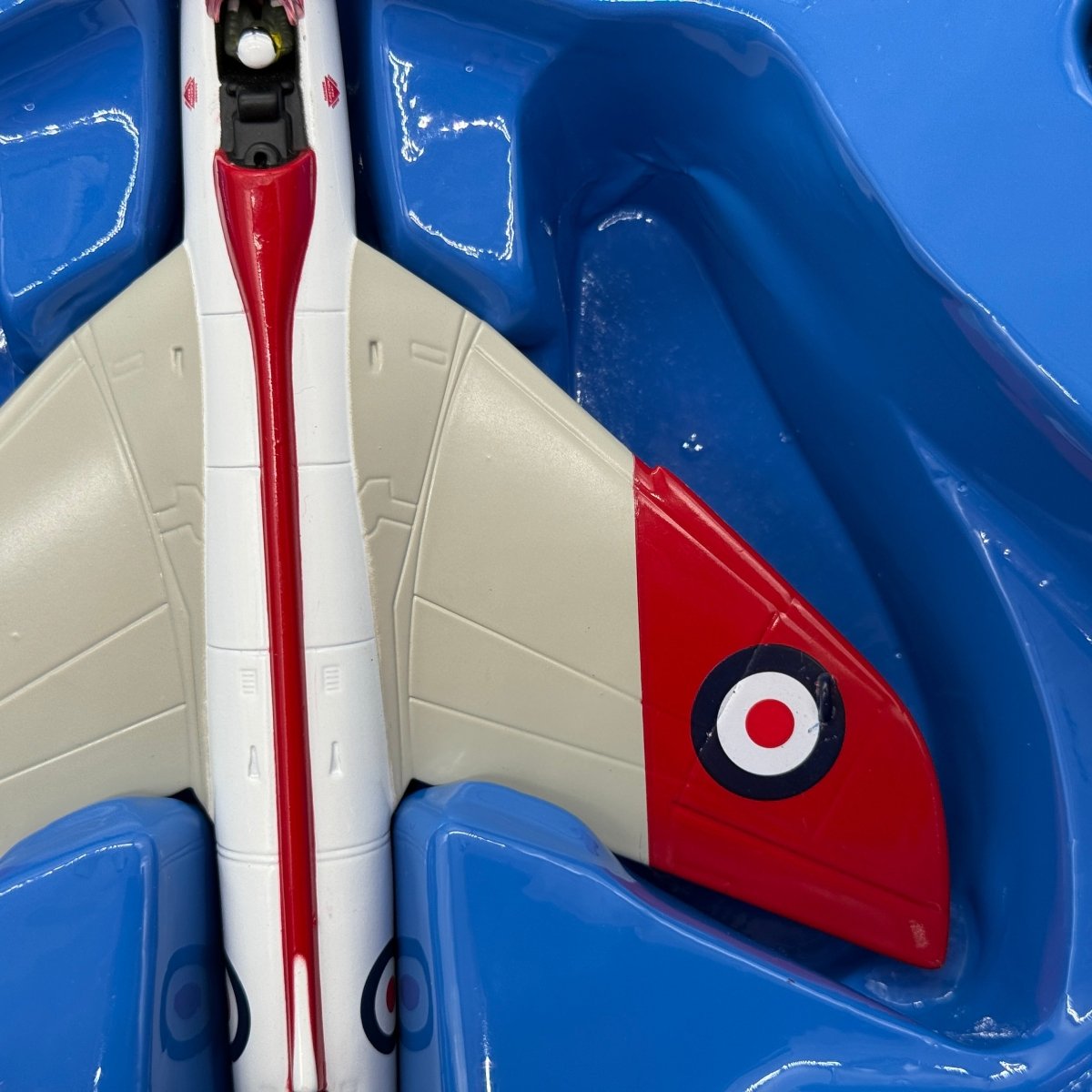 Corgi 49803 1:72 Hawker Hunter F.Mk 6 XG274 No.4 FTS RAF Valley *Issues* - Corgi
