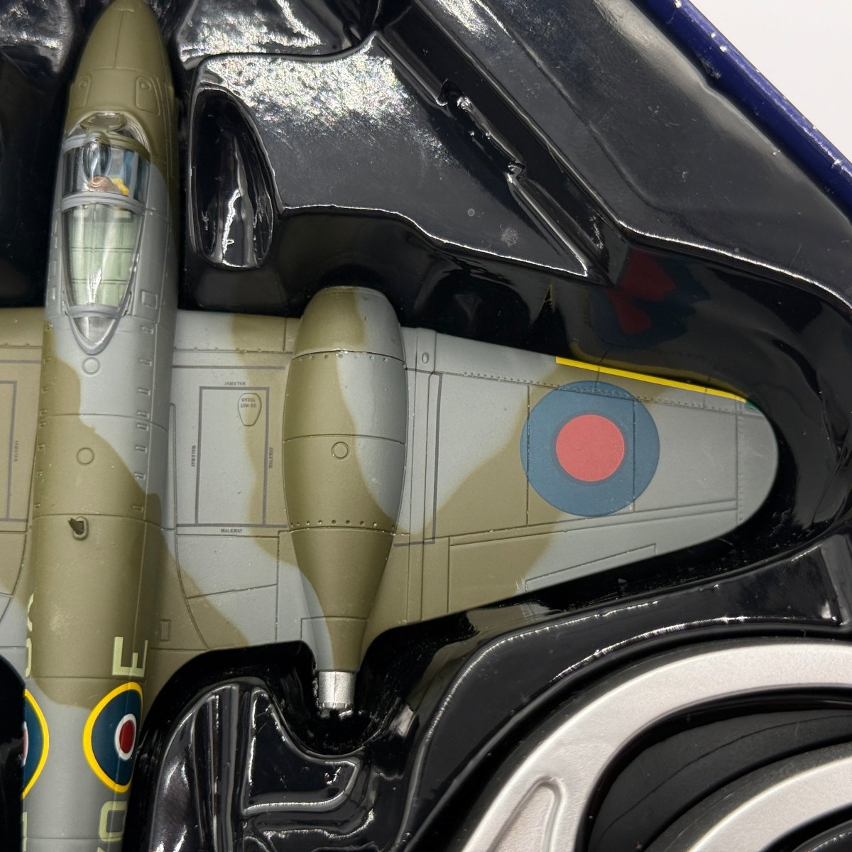 Corgi AA27403 1:72 Gloster Meteor F.Mk 1 RAF No.616 Sqn Dixie Dean 1944 - Corgi