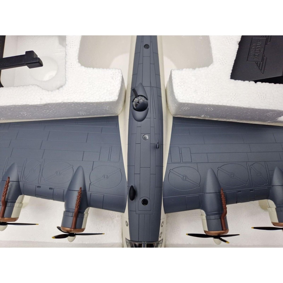 Corgi Aviation Archive 1:72 Short Sunderland Mk.III Ml788/2 - s No.422 Squadron RCAF AA27502 - Corgi