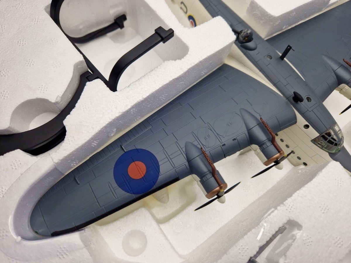 Corgi Aviation Archive 1:72 Short Sunderland Mk.III Ml788/2 - s No.422 Squadron RCAF AA27502 - Corgi