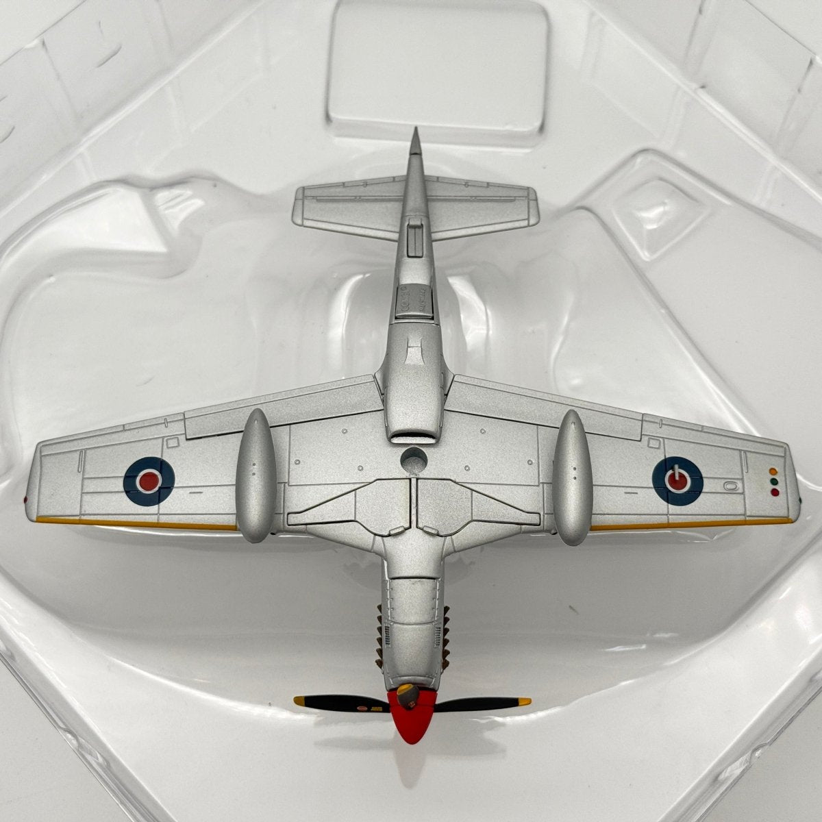 Corgi AA27703 1:72 Mustang Mk IV RAF No.150 Wing Werner Christie 1945 - Corgi