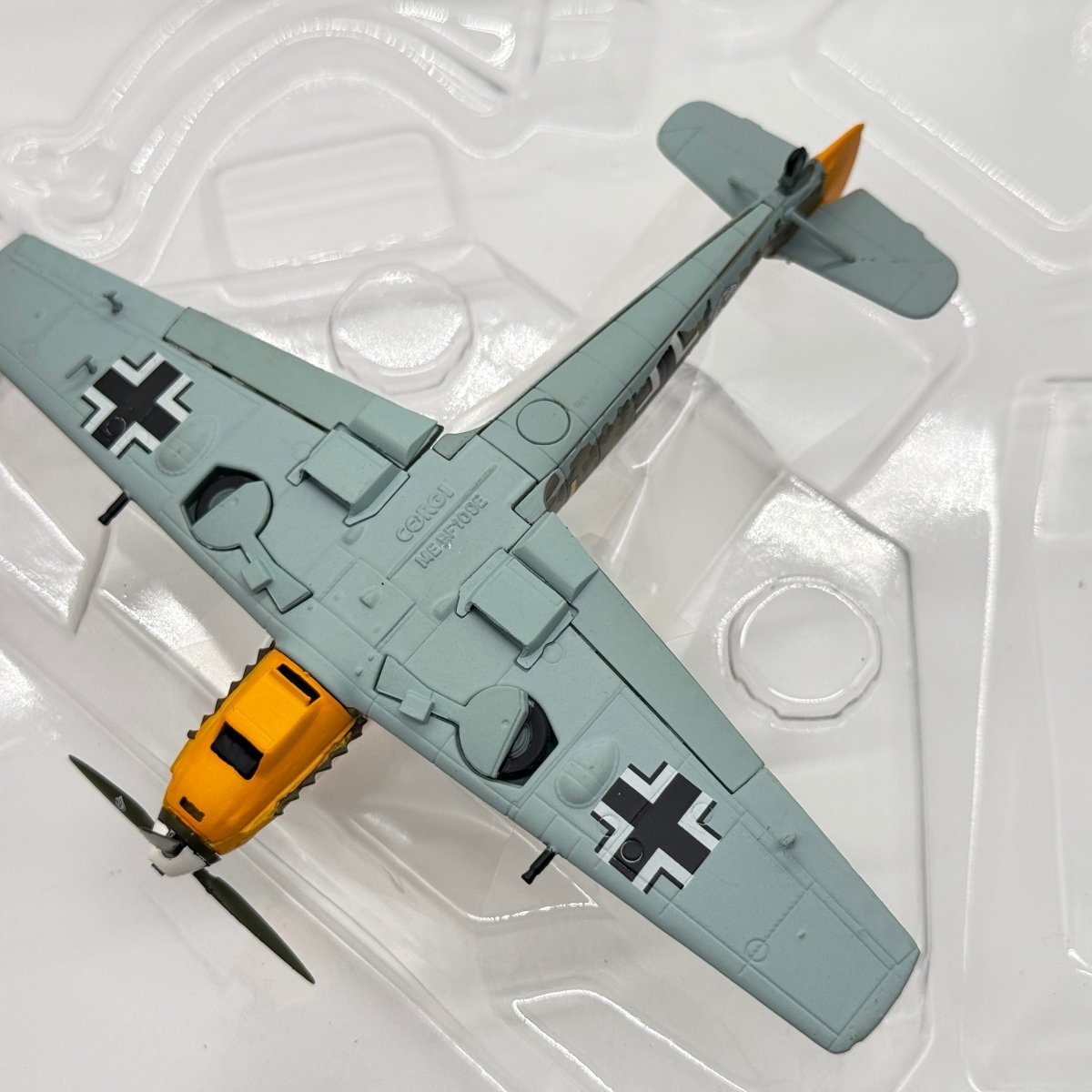 Corgi AA28001 1:72 Messerschmitt Bf 109E Luftwaffe 6./JG 51 Yellow 1 Josef Priller France 1940 - Corgi