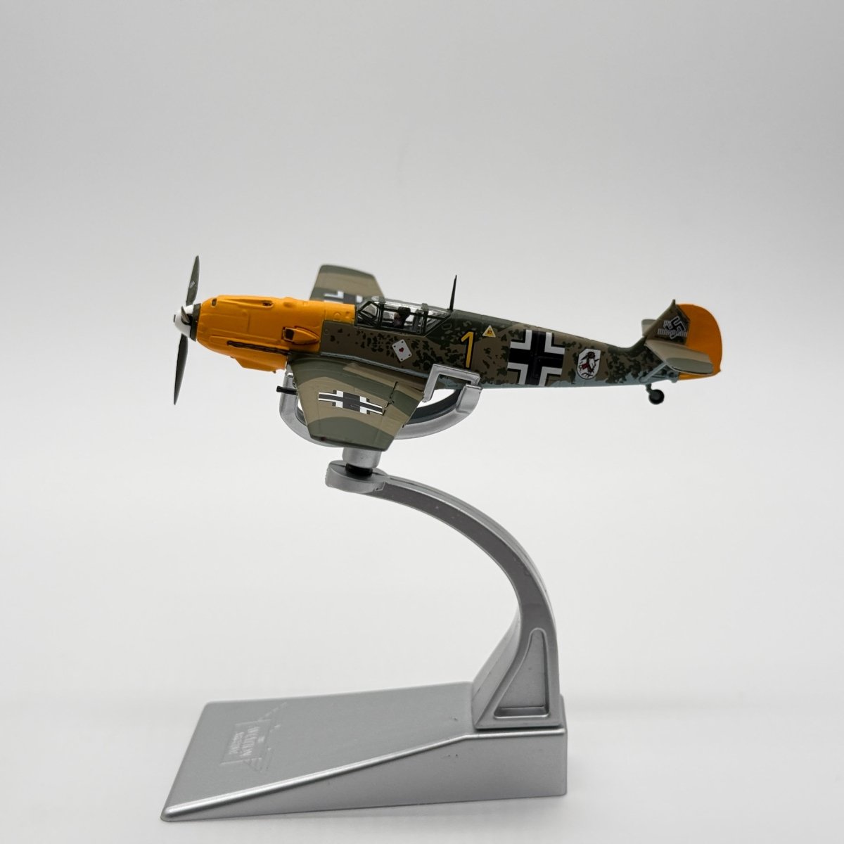 Corgi AA28001 1:72 Messerschmitt Bf 109E Luftwaffe 6./JG 51 Yellow 1 Josef Priller France 1940 - Corgi