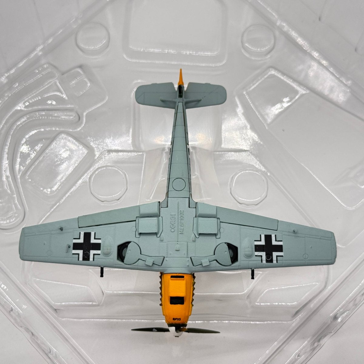 Corgi AA28001 1:72 Messerschmitt Bf 109E Luftwaffe 6./JG 51 Yellow 1 Josef Priller France 1940 - Corgi