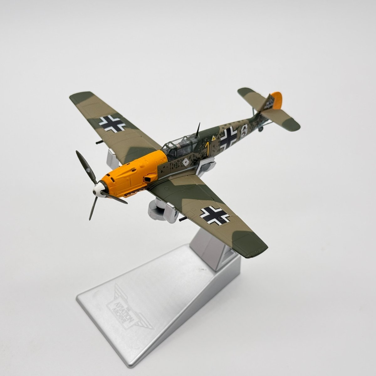 Corgi AA28001 1:72 Messerschmitt Bf 109E Luftwaffe 6./JG 51 Yellow 1 Josef Priller France 1940 - Corgi