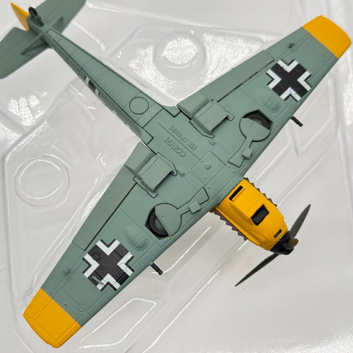 Corgi AA28003 1:72 Messerschmitt Bf 109E-4 Luftwaffe 1.(J)/LG 2 White 14 Marseille 1940 - Corgi