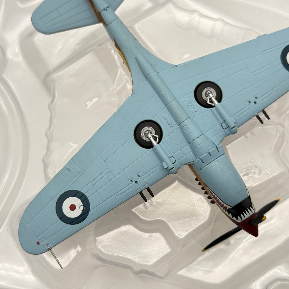 Corgi AA28103 1:72 Curtiss Tomahawk Mk IIB AK402 112 Sqn North Africa 1941 - Corgi