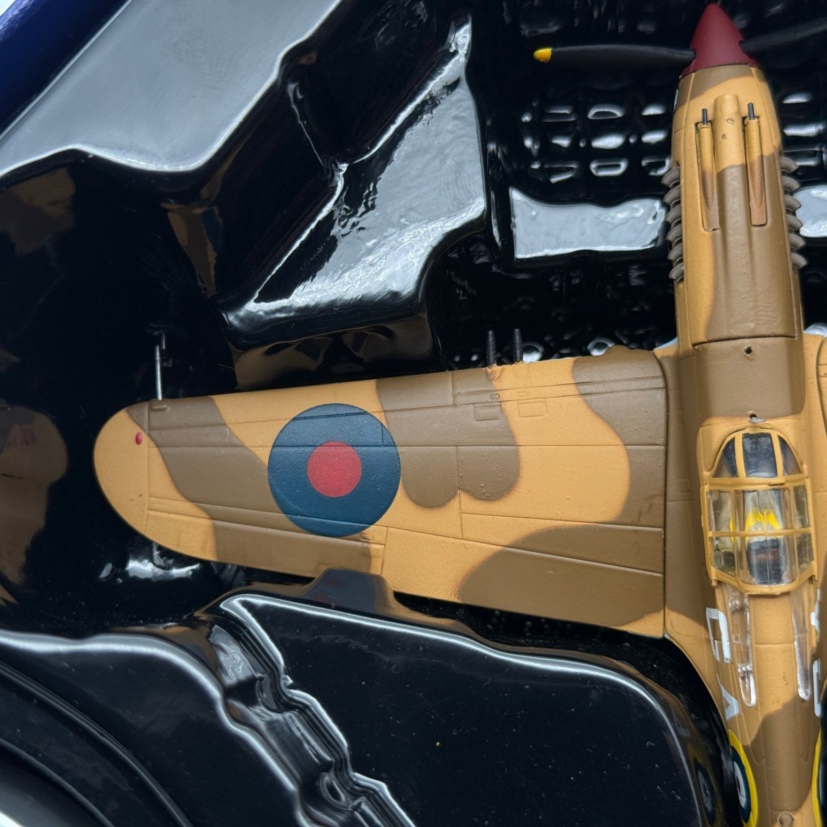 Corgi AA28103 1:72 Curtiss Tomahawk Mk IIB AK402 112 Sqn North Africa 1941 - Corgi