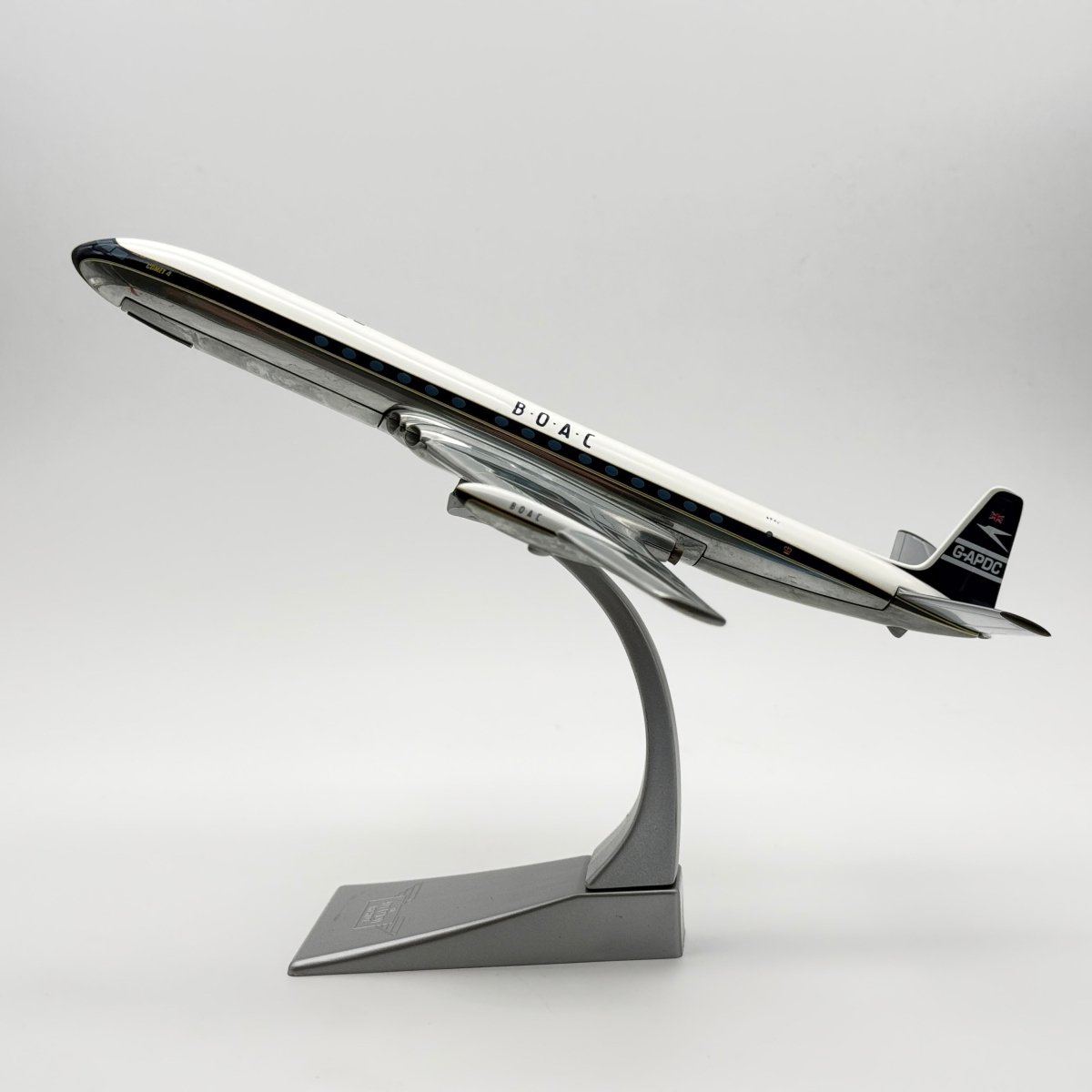 Corgi AA31403 1:144 de Havilland Comet 4 BOAC G-APDC London New York 1958 - Corgi