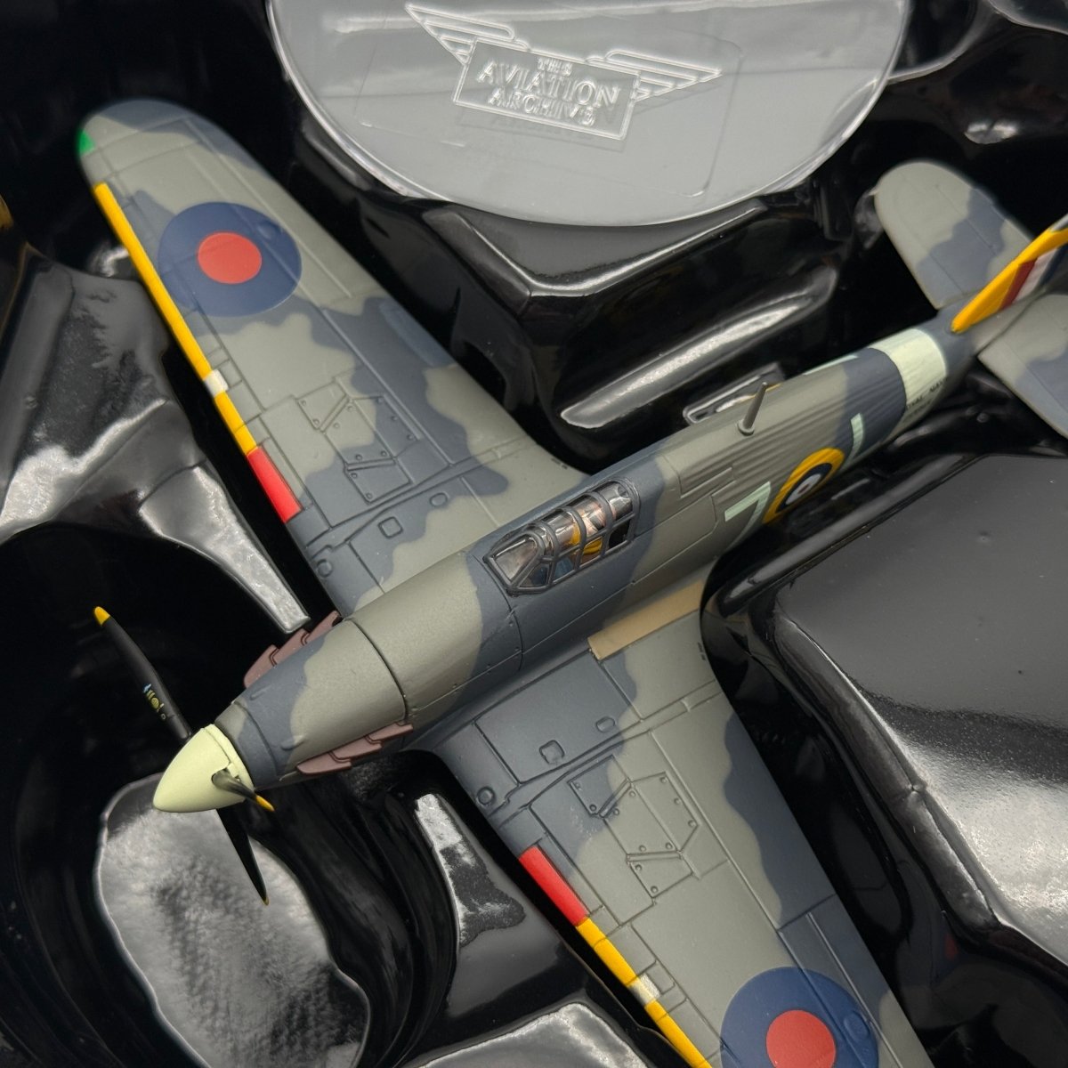Corgi AA32016 1:72 Hawker Sea Hurricane Mk Ib Z7015 880 NAS HMS Indomitable 1942 - Corgi