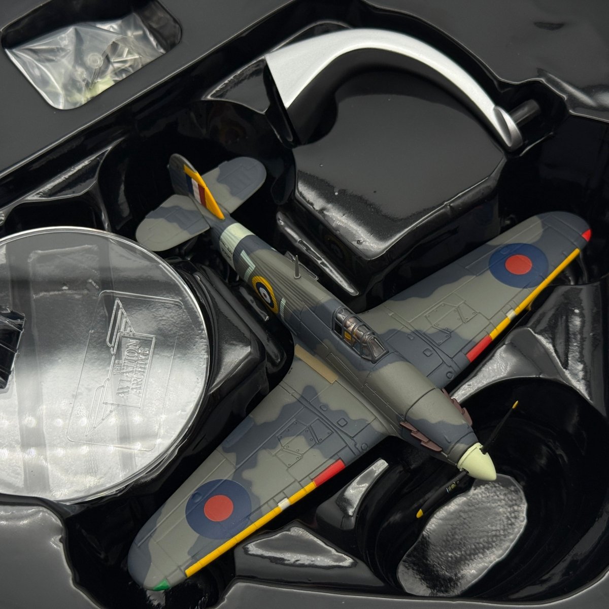 Corgi AA32016 1:72 Hawker Sea Hurricane Mk Ib Z7015 880 NAS HMS Indomitable 1942 - Corgi