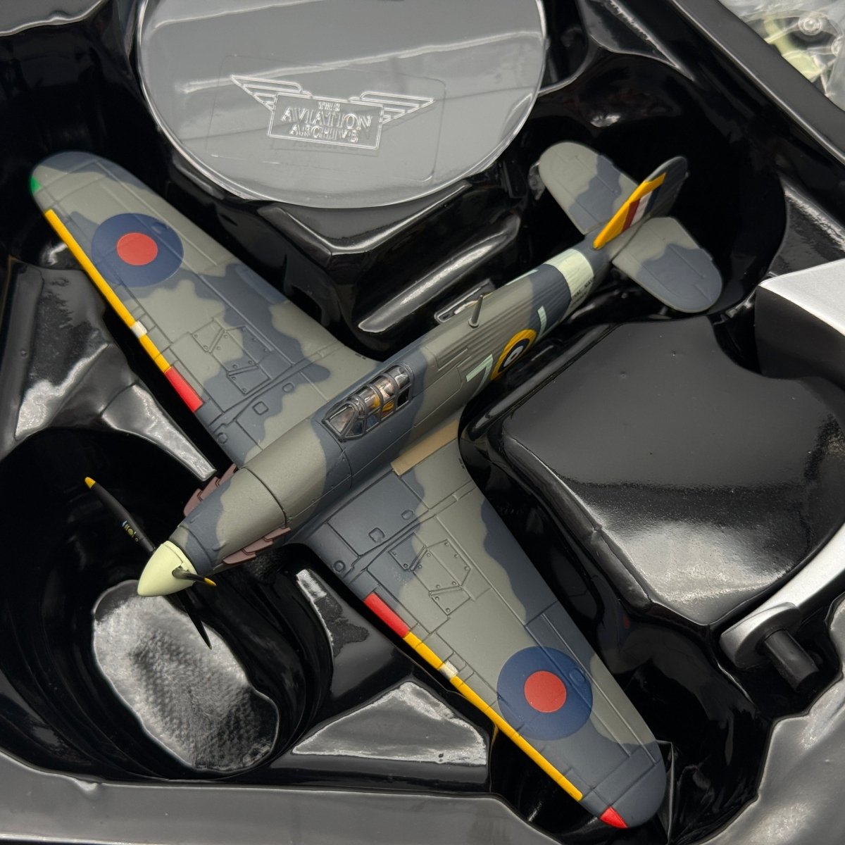 Corgi AA32016 1:72 Hawker Sea Hurricane Mk Ib Z7015 880 NAS HMS Indomitable 1942 - Corgi