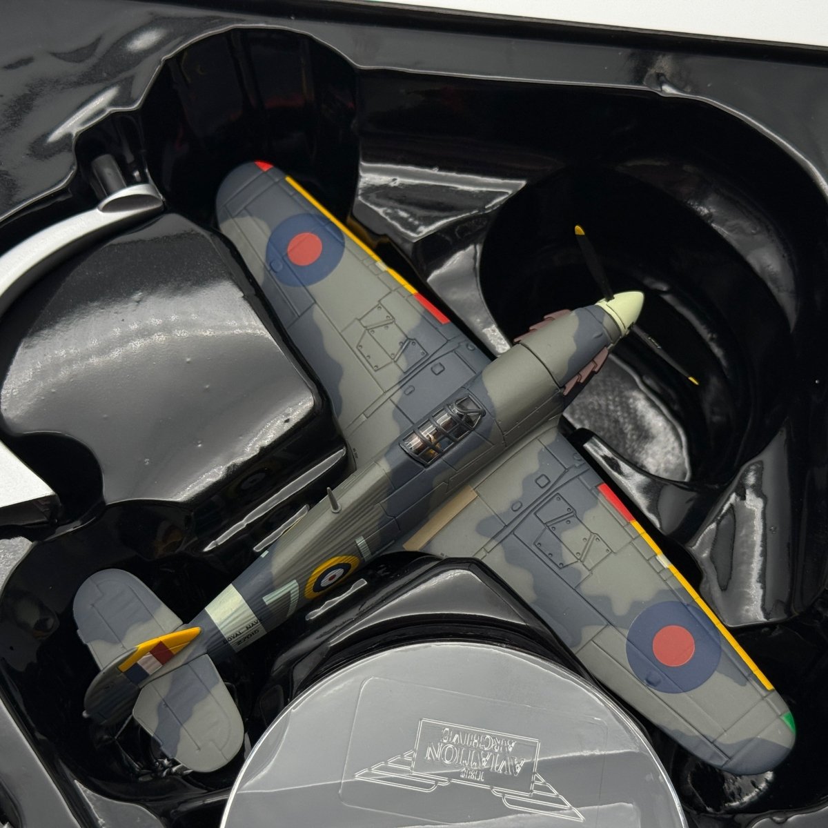 Corgi AA32016 1:72 Hawker Sea Hurricane Mk Ib Z7015 880 NAS HMS Indomitable 1942 - Corgi