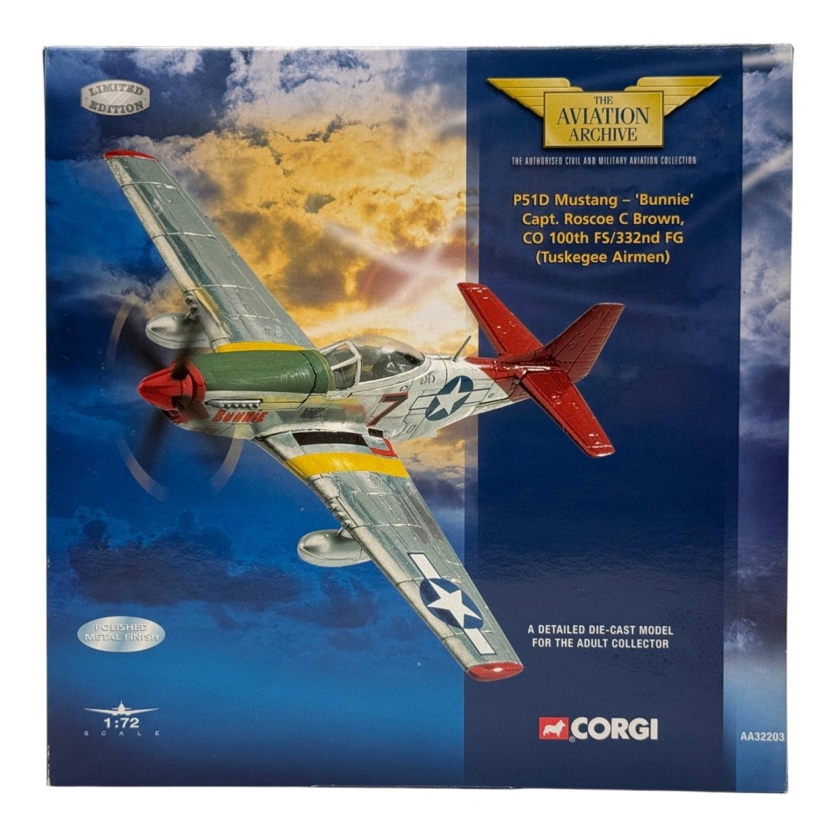 Corgi AA32203 1:72 P-51D Mustang Bunnie Roscoe Brown Tuskegee Airmen Italy 1945 - Corgi