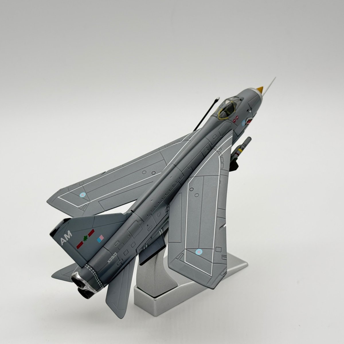 Corgi AA32314 1:72 English Electric Lightning F.6 RAF No.5 Sqn 1984 - Corgi