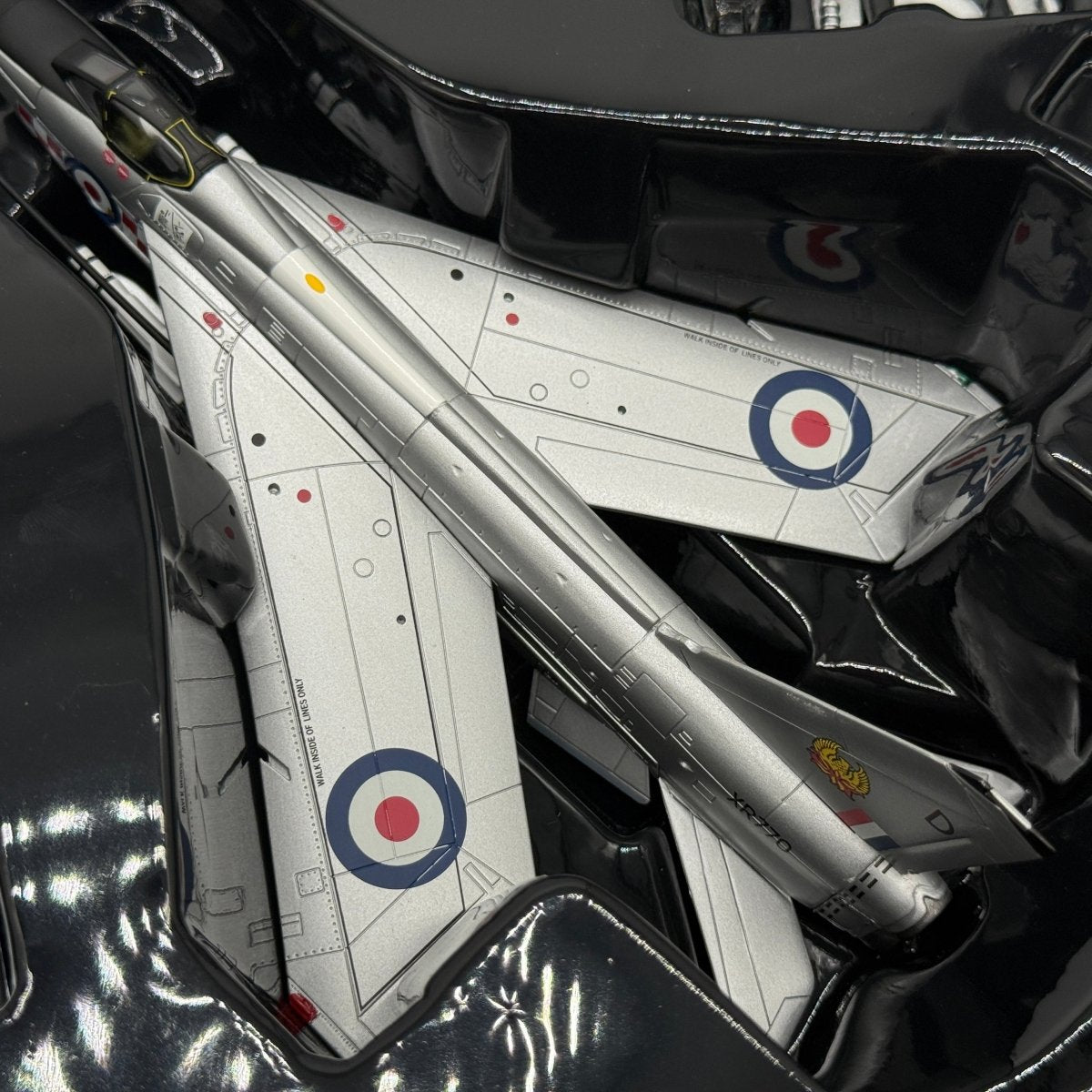 Corgi AA32315 1:72 English Electric Lightning F.Mk 6 RAF No.56 Sqn XP770 1975 - Corgi