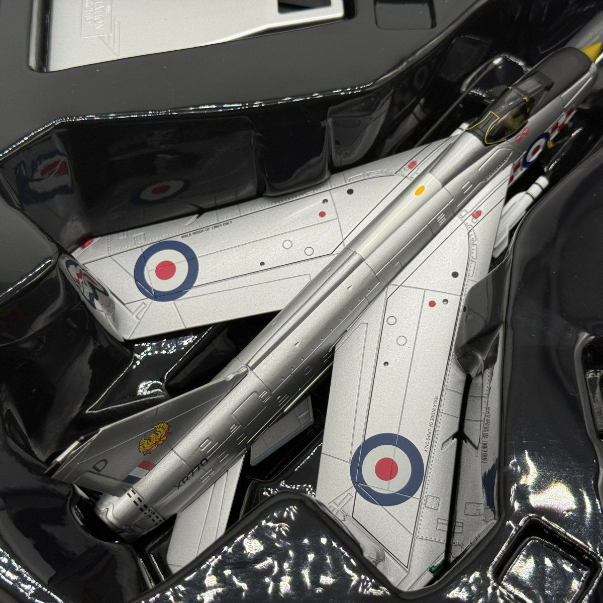 Corgi AA32315 1:72 English Electric Lightning F.Mk 6 RAF No.56 Sqn XP770 1975 - Corgi