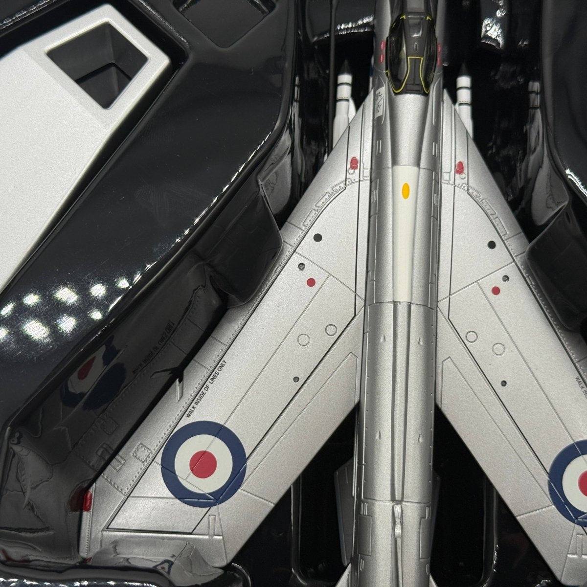 Corgi AA32315 1:72 English Electric Lightning F.Mk 6 RAF No.56 Sqn XP770 1975 - Corgi