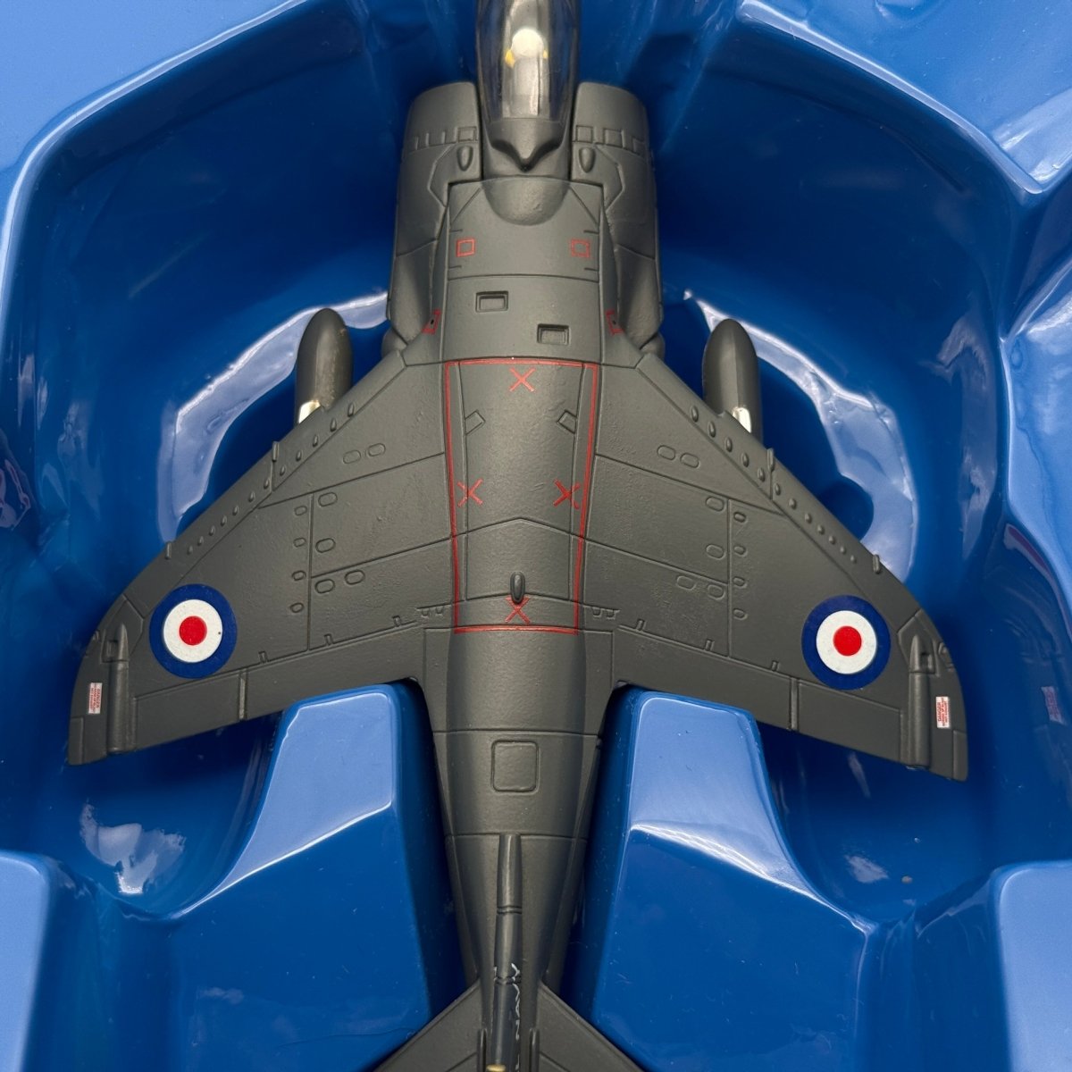 Corgi AA32402 1:72 Sea Harrier FRS.1 XZ450 800 NAS Falklands 1982 *ISSUES* - Corgi