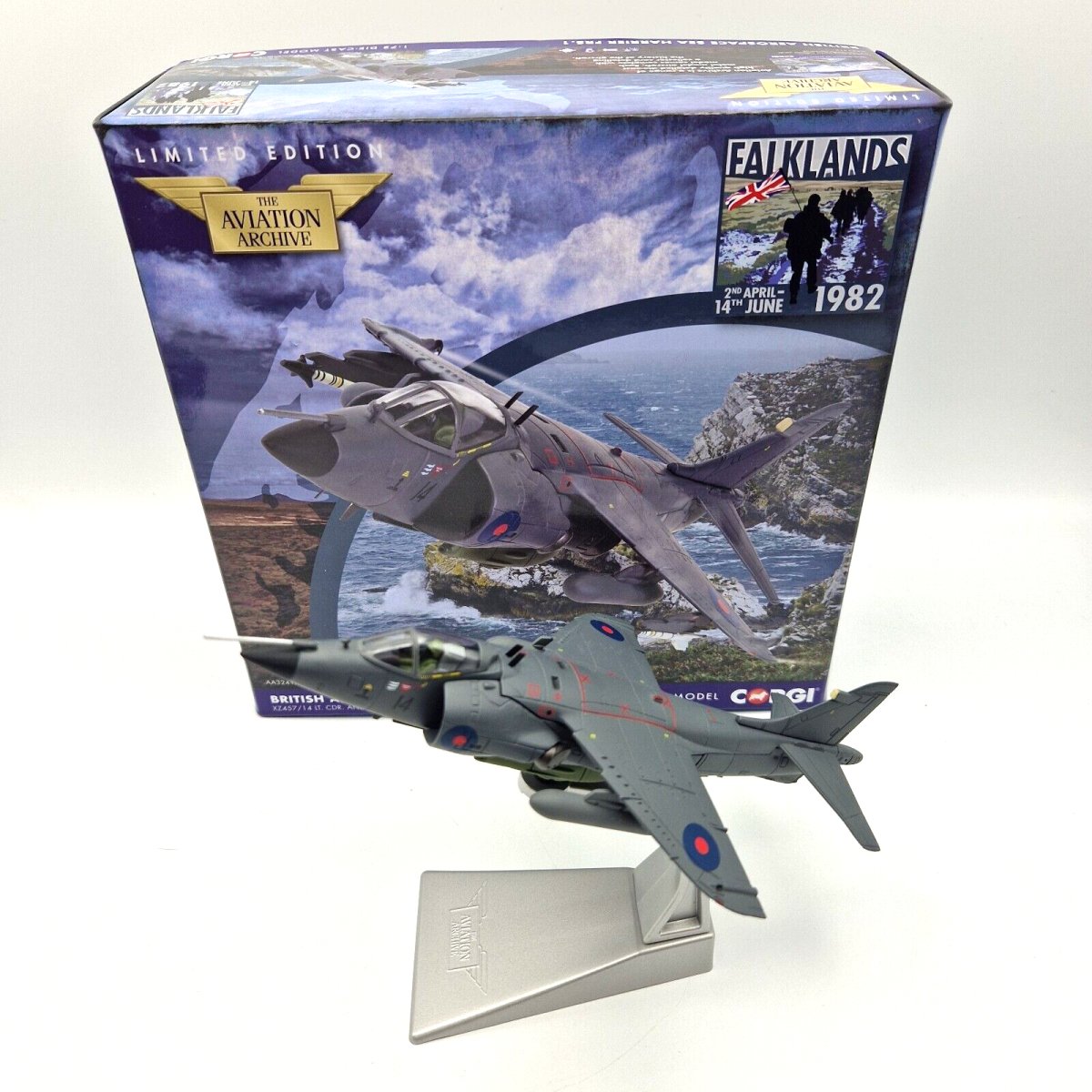Corgi Aviation Archive 1:72 BAE Sea Harrier Frs.1 HMS Hermes L/CDR Andy Auld 1982 AA32417 - Corgi