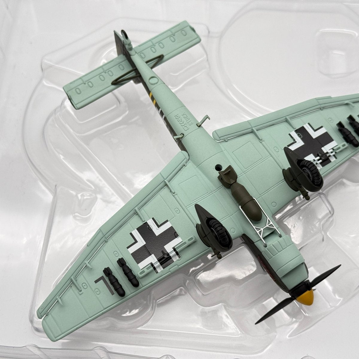 Corgi AA32501 1:72 Junkers Ju 87B-2 Stuka T6+HL 3./StG 2 Immelmann St Malo France August 1940 - Corgi