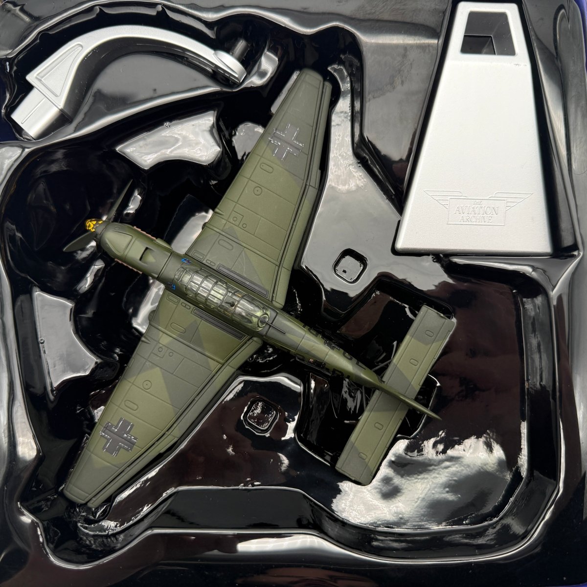 Corgi AA32518 1:72 Junkers Ju 87B Stuka J9+BL 9./StG 1 St. Pol France 1940 - Corgi