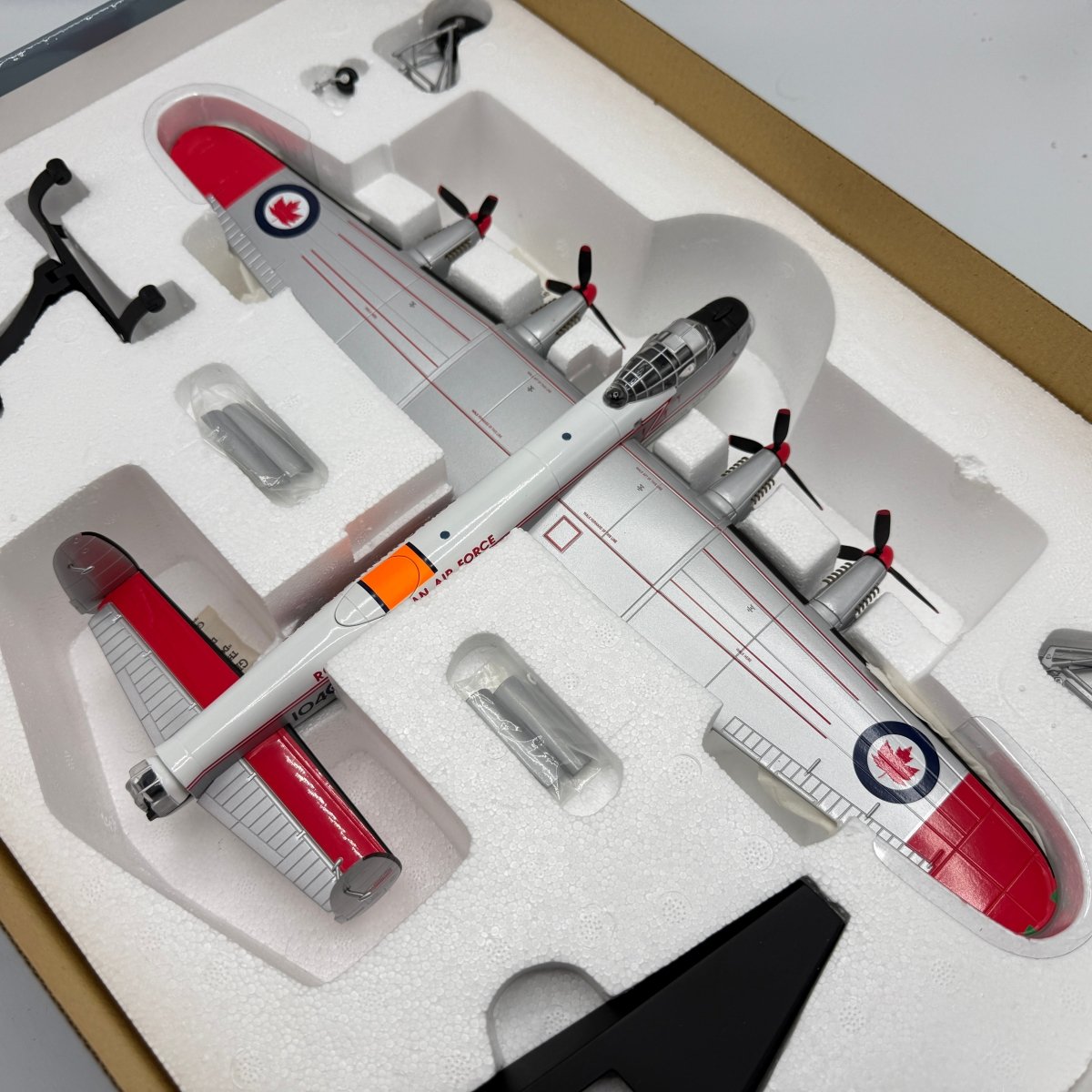 Corgi AA32606 1:72 Avro Lancaster Mk.10MP RCAF No.107 Rescue Unit Canada 1963 - Corgi
