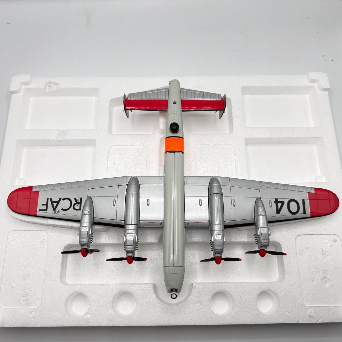 Corgi AA32606 1:72 Avro Lancaster Mk.10MP RCAF No.107 Rescue Unit Canada 1963 - Corgi