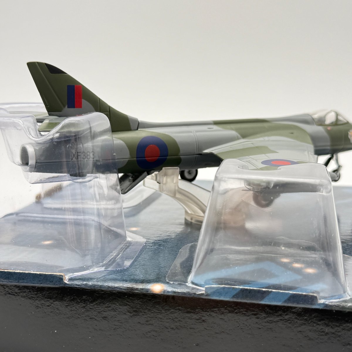 Corgi AA32709 1:72 Hawker Hunter F.Mk 6 XF383 RAF No.12 Sqn Honington 1984 - Corgi