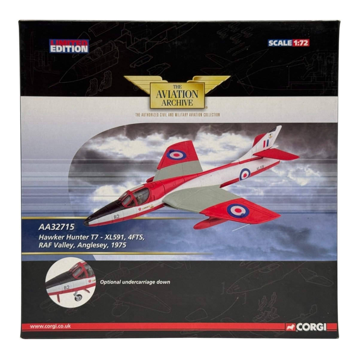 Corgi AA32715 1:72 Hawker Hunter T.Mk 7 RAF No.4 FTS XL591 Valley 1975 - Corgi