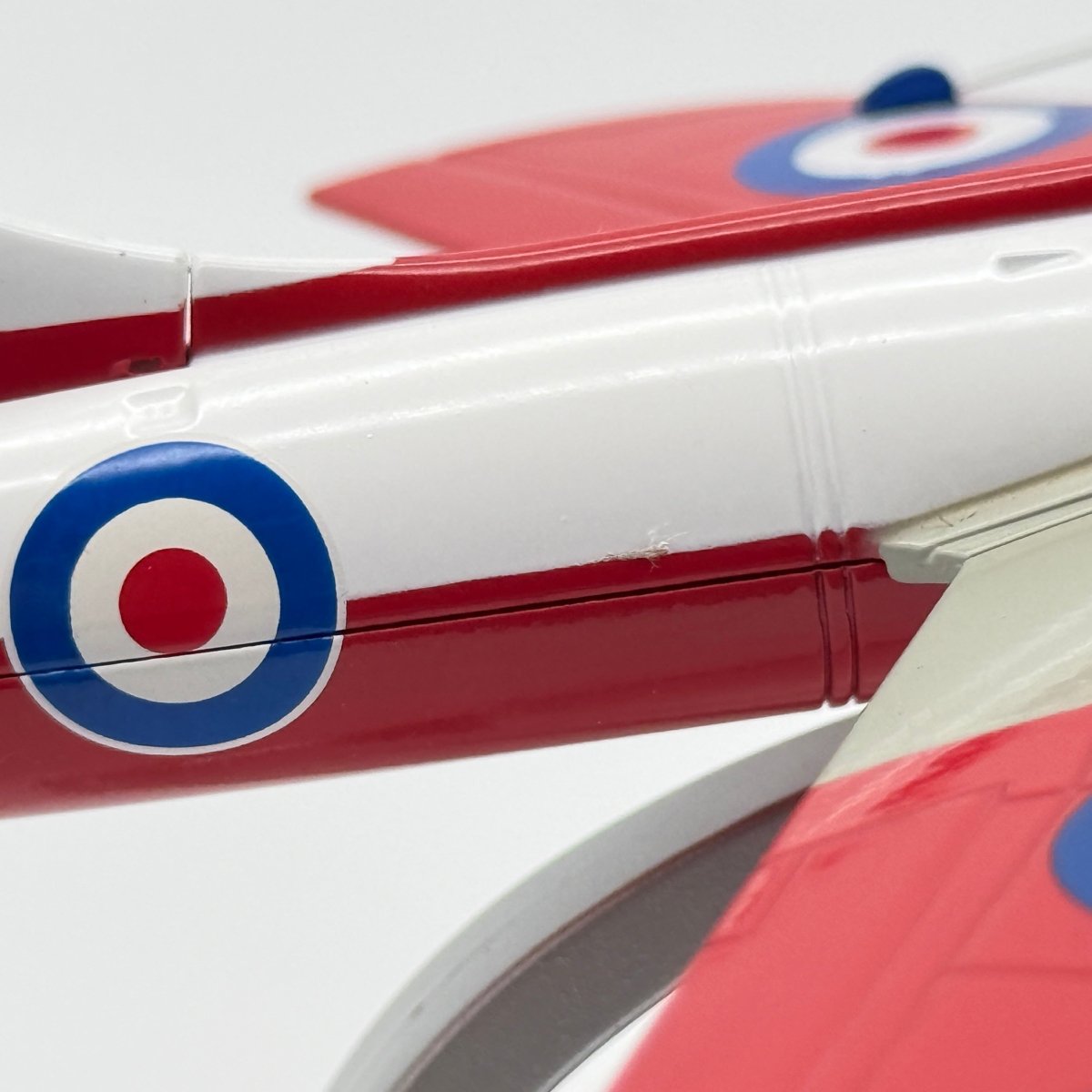 Corgi AA32715 1:72 Hawker Hunter T.Mk 7 RAF No.4 FTS XL591 Valley 1975 - Corgi