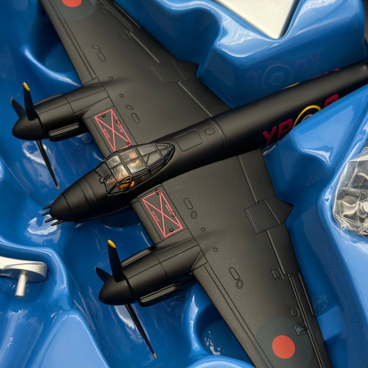 Corgi AA32812 1:72 de Havilland Mosquito NF Mk II Special DD670 YP-S 23 Sqn RAF Ford 1942 - Corgi