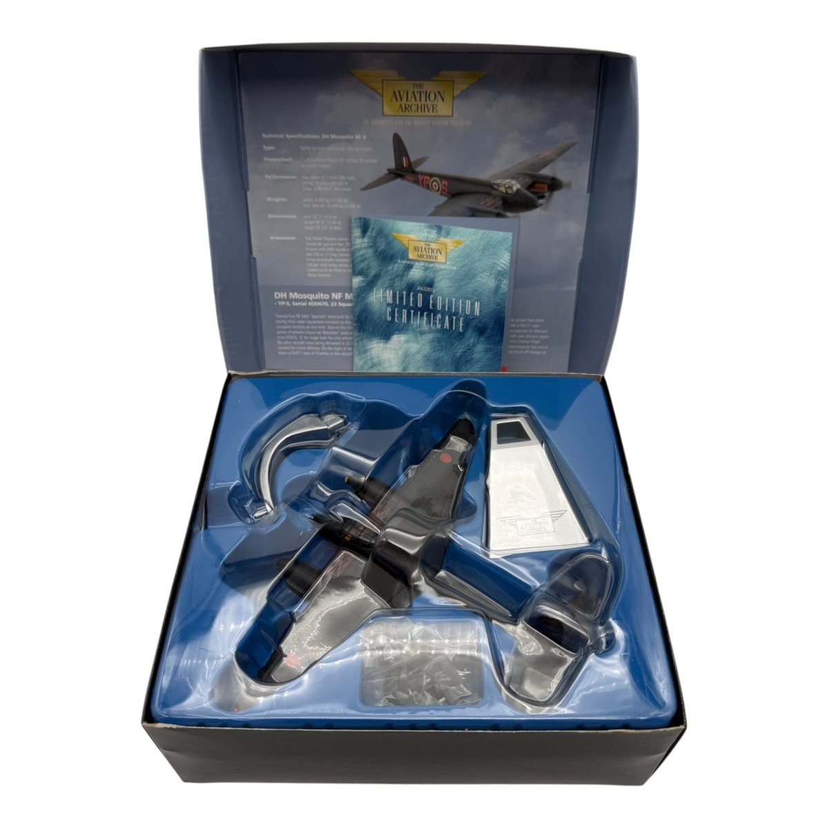 Corgi AA32812 1:72 de Havilland Mosquito NF Mk II Special DD670 YP-S 23 Sqn RAF Ford 1942 - Corgi