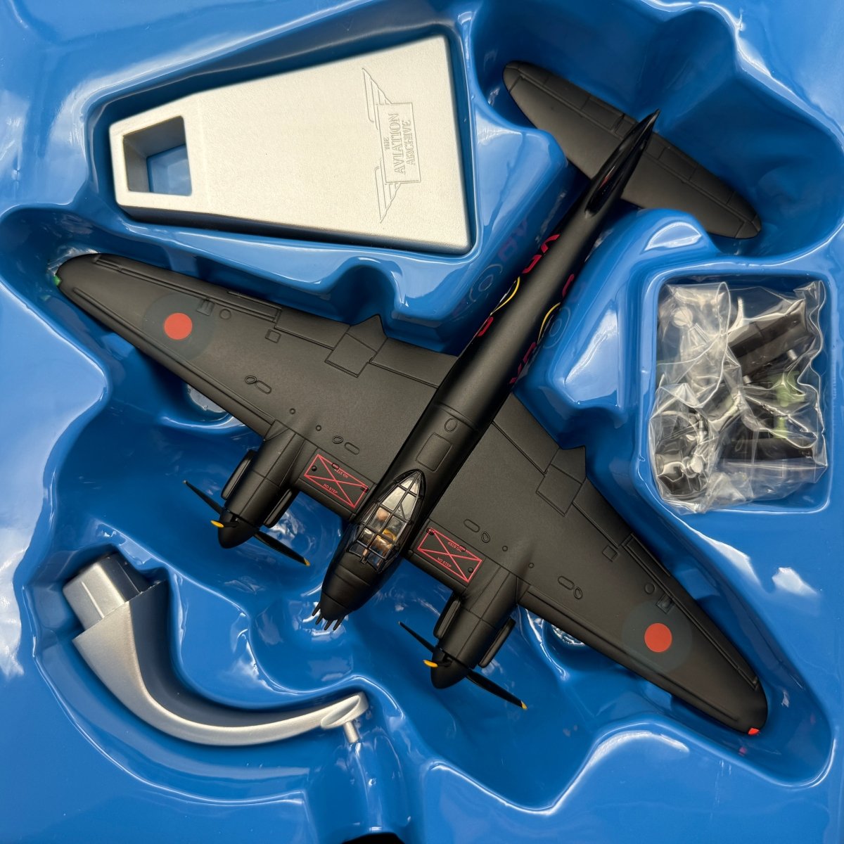 Corgi AA32812 1:72 de Havilland Mosquito NF Mk II Special DD670 YP-S 23 Sqn RAF Ford 1942 - Corgi