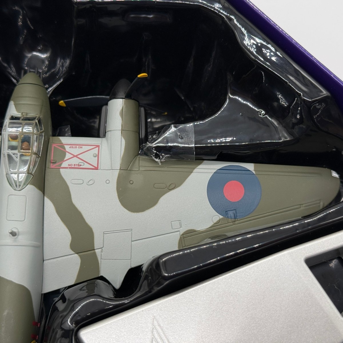 Corgi AA32821 1:72 De Havilland Mosquito FB.Mk VI RCAF No.418 Sqn Moonbeam McSwine - Corgi