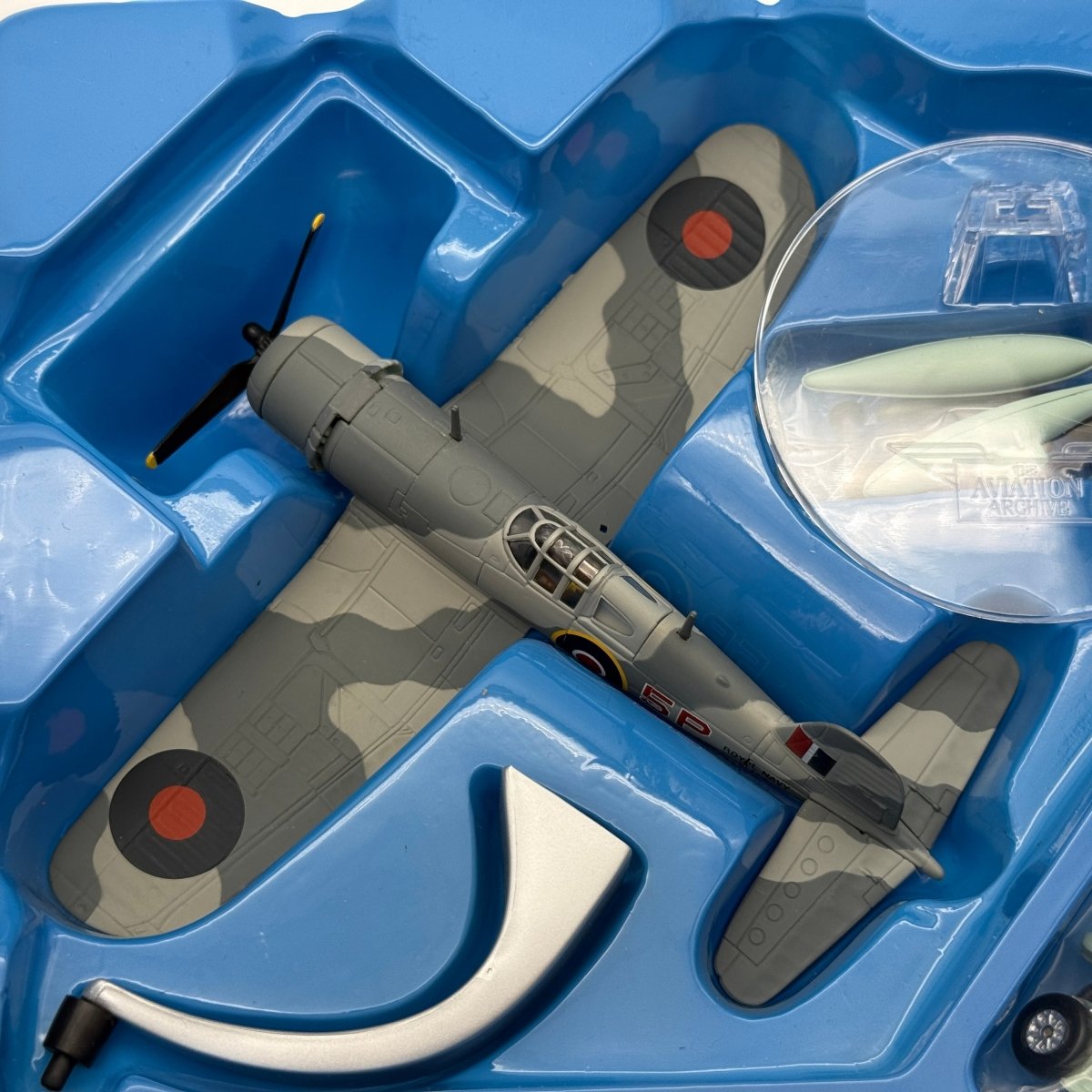 Corgi AA33003 1:72 Vought F4U Corsair RNFAA No.1835 NAS Brunswick 1943 - Corgi