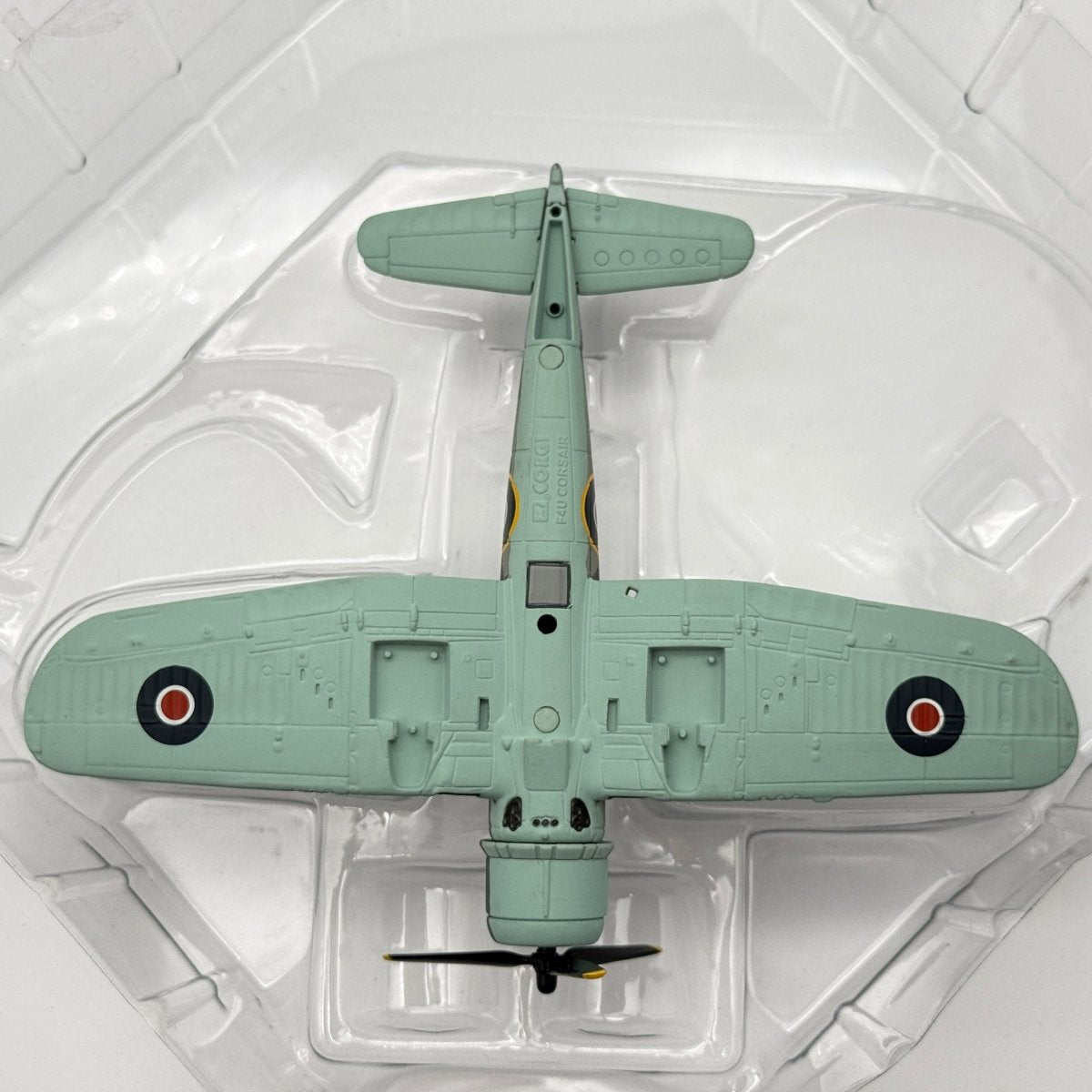 Corgi AA33003 1:72 Vought F4U Corsair RNFAA No.1835 NAS Brunswick 1943 - Corgi