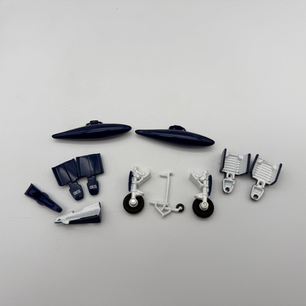 Corgi AA33009 1:72 Vought F4U-1D Corsair White 530 Merritt Chance VMF-312 Okinawa 1945 - Corgi