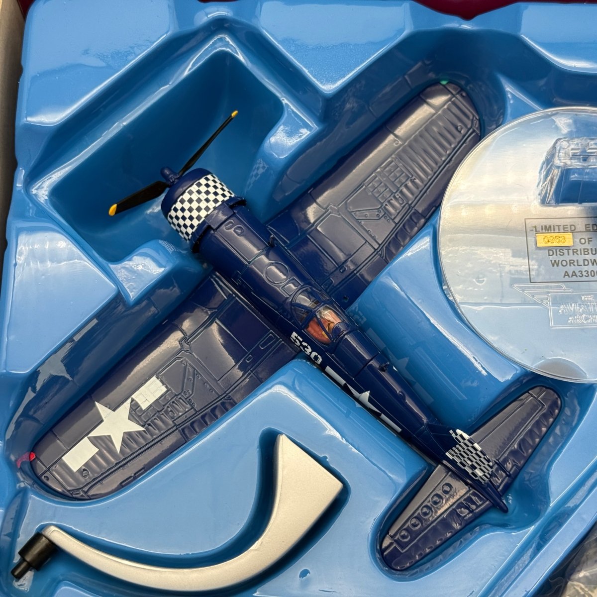 Corgi AA33009 1:72 Vought F4U-1D Corsair White 530 Merritt Chance VMF-312 Okinawa 1945 - Corgi