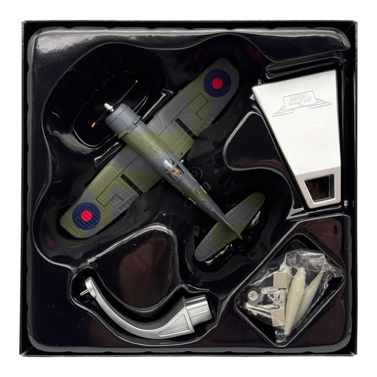 Corgi AA33015 1:72 Vought F4U Corsair RNFAA No.1842 NAS HMS Formidable 1944 - Corgi