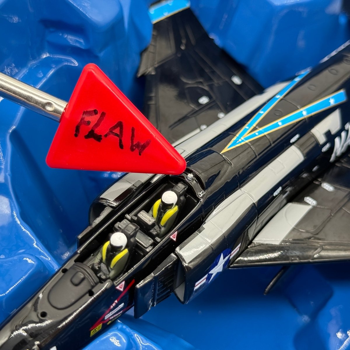 Corgi AA33205 1:72 McDonnell Douglas F-4J Phantom II US Navy VX-4 Vandy 1 Black Bunny NAS Point Mugu 1969 - Corgi