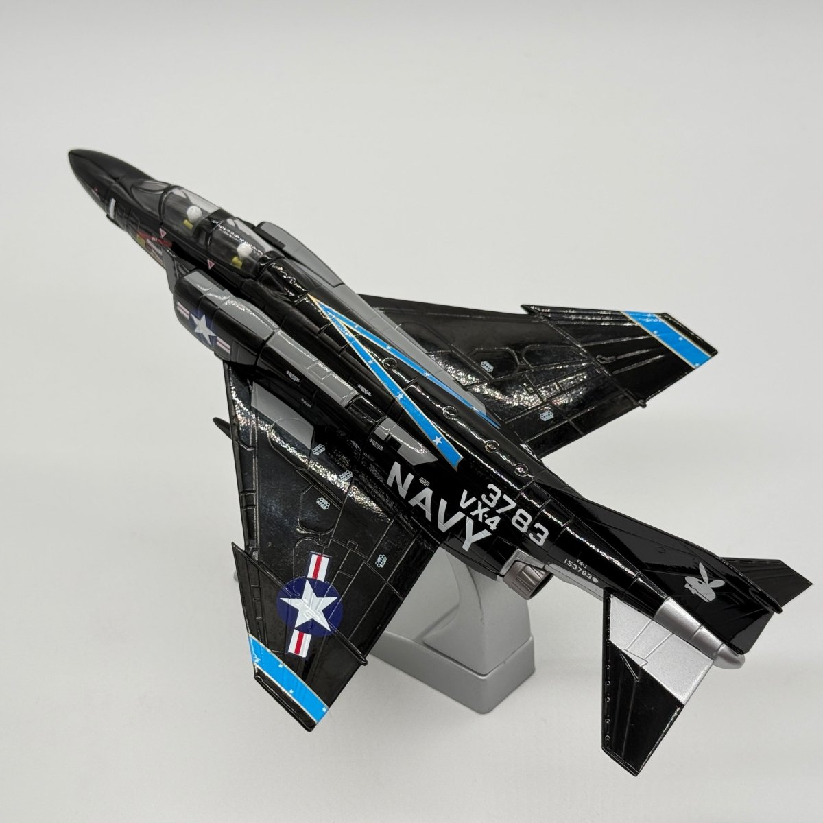 Corgi AA33205 1:72 McDonnell Douglas F-4J Phantom II US Navy VX-4 Vandy 1 Black Bunny NAS Point Mugu 1969 - Corgi