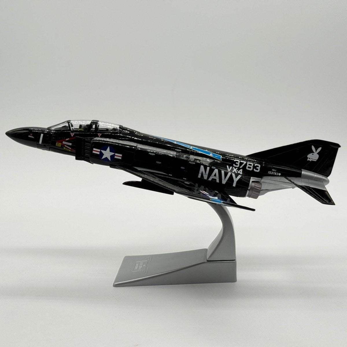 Corgi AA33205 1:72 McDonnell Douglas F-4J Phantom II US Navy VX-4 Vandy 1 Black Bunny NAS Point Mugu 1969 - Corgi