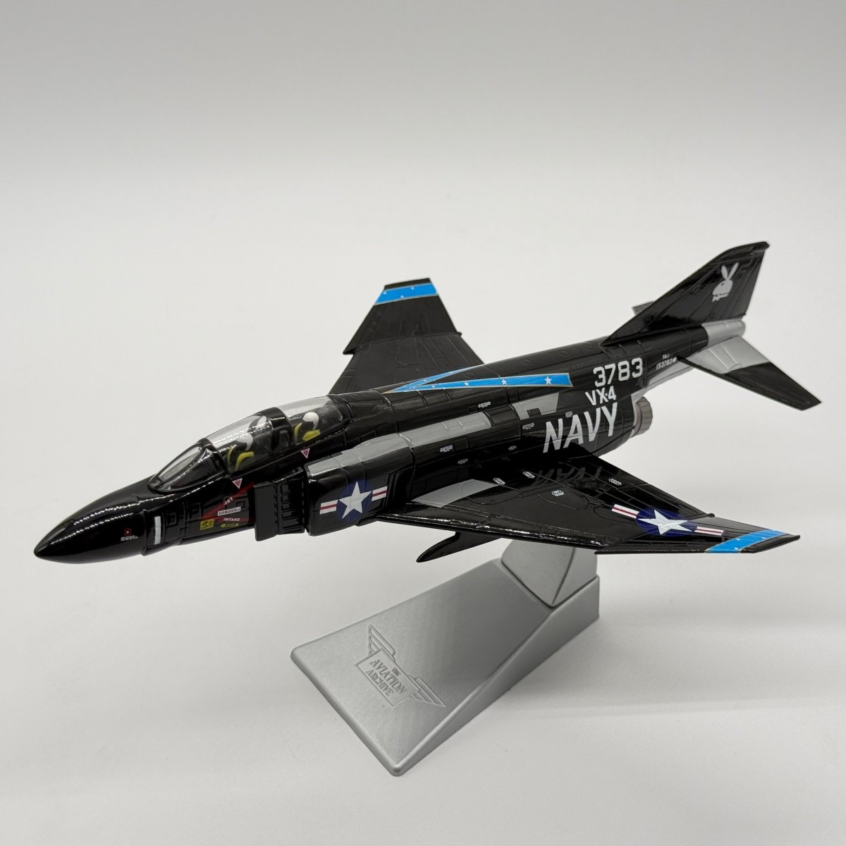 Corgi AA33205 1:72 McDonnell Douglas F-4J Phantom II US Navy VX-4 Vandy 1 Black Bunny NAS Point Mugu 1969 - Corgi